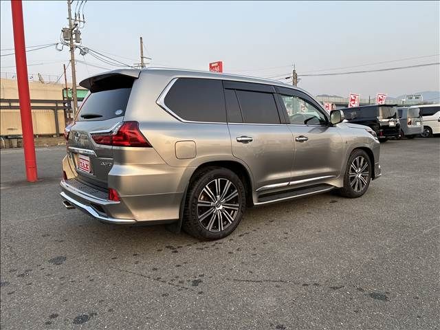 TOYOTA LEXUS LX570 AWD 2018 Image 31