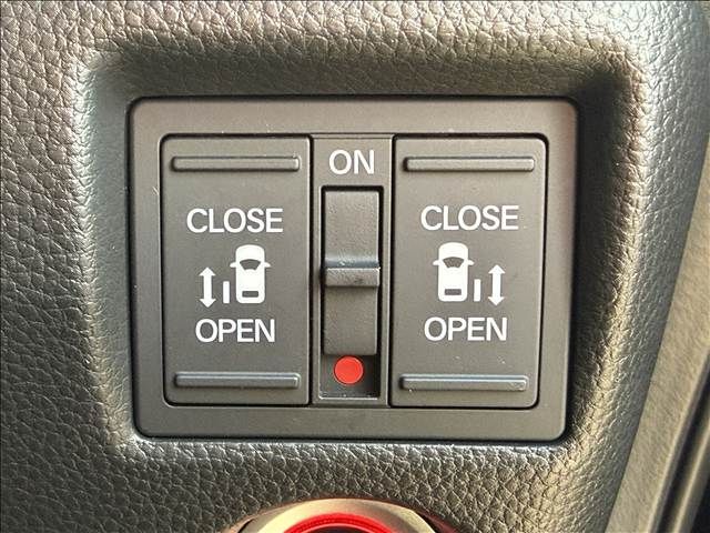 HONDA N BOX CUSTOM 2021 Image 31