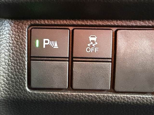 HONDA N BOX CUSTOM 2021 Image 31