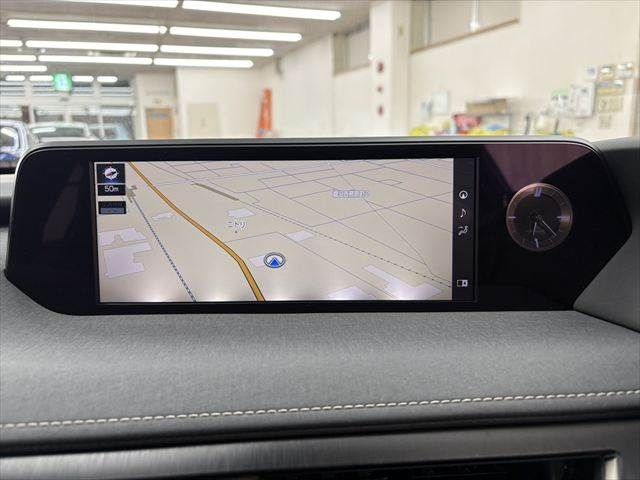 TOYOTA LEXUS UX300E 2021 Image 31