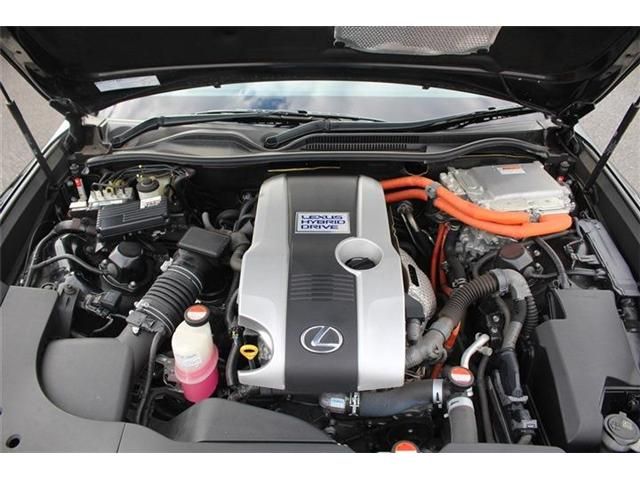 TOYOTA LEXUS RC300H 2015 Image 31