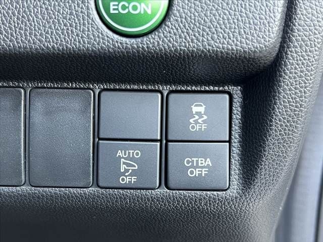 HONDA FIT 2016 Image 31