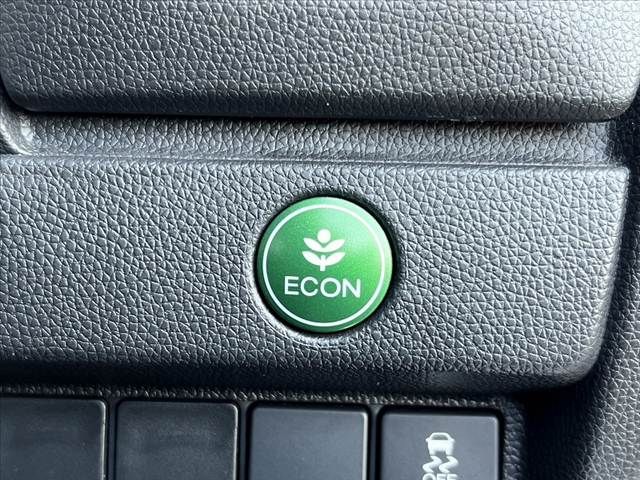 HONDA FIT 2016 Image 31