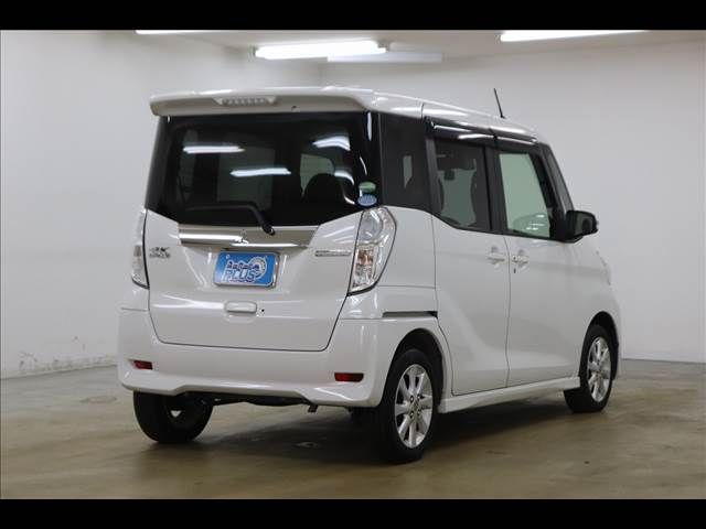 MITSUBISHI EK SPACE 2015 Image 31