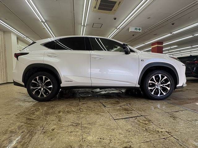 TOYOTA LEXUS NX300H 2014 Image 31