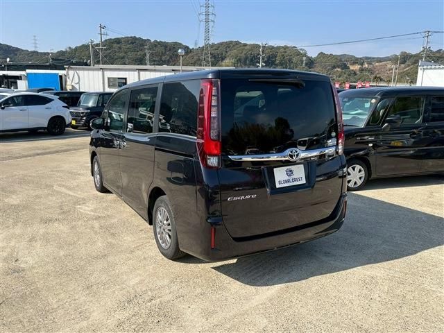 TOYOTA ESQUIRE 2016 Image 31