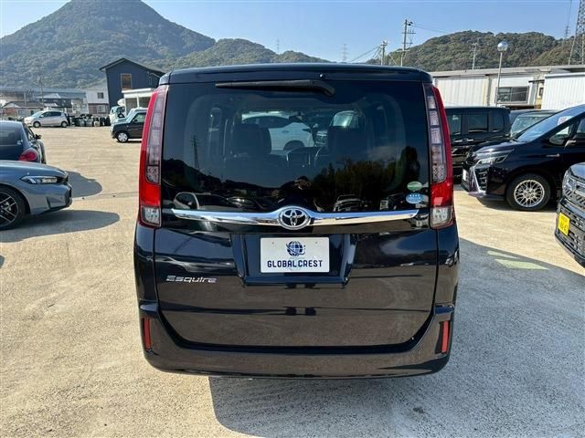 TOYOTA ESQUIRE 2016 Image 31