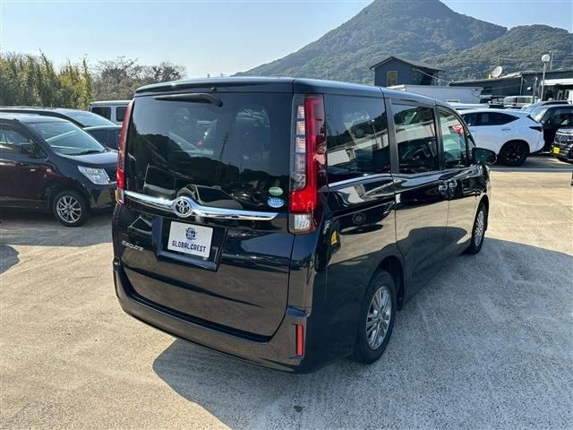 TOYOTA ESQUIRE 2016 Image 31