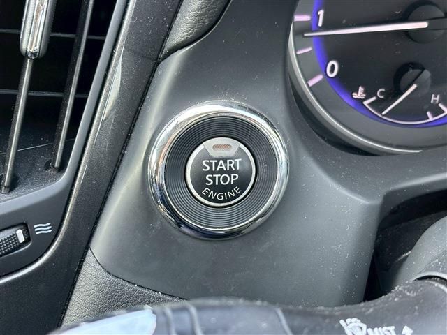 NISSAN SKYLINE 2016 Image 31