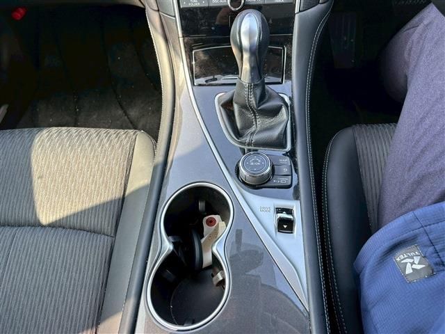 NISSAN SKYLINE 2016 Image 31