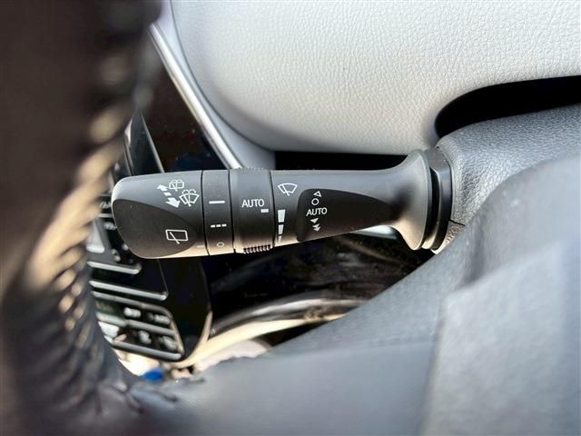 TOYOTA PRIUS 2016 Image 31