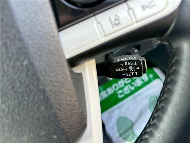 TOYOTA PRIUS 2016 Image 31