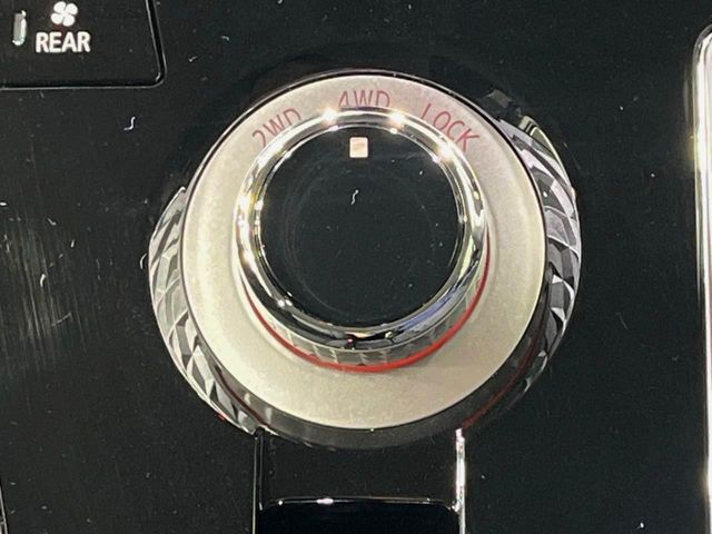 MITSUBISHI DELICA D:5 4WD 2024 Image 31