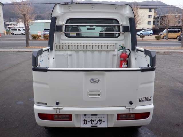 DAIHATSU HIJET DECKVAN 4WD 2015 Image 31