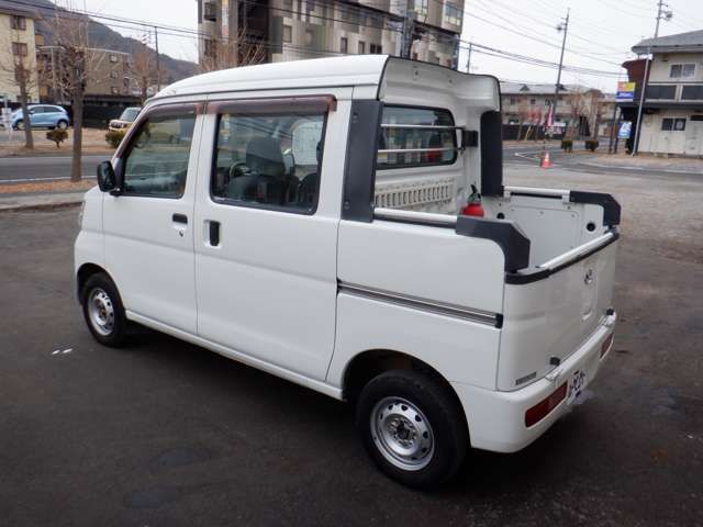 DAIHATSU HIJET DECKVAN 4WD 2015 Image 31