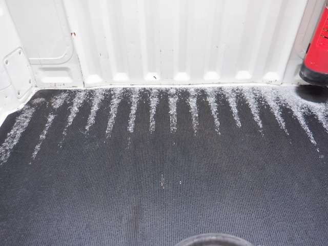 DAIHATSU HIJET DECKVAN 4WD 2015 Image 31