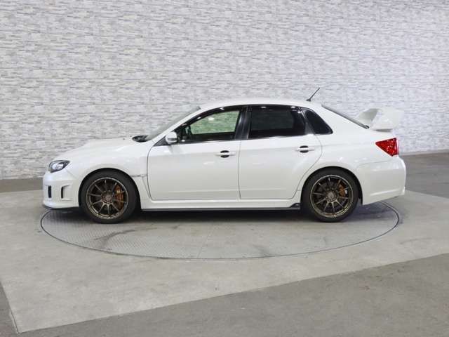 SUBARU IMPREZA WRX 2013 Image 31