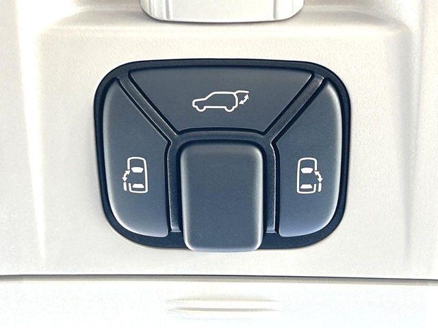 TOYOTA VELLFIRE 2014 Image 31