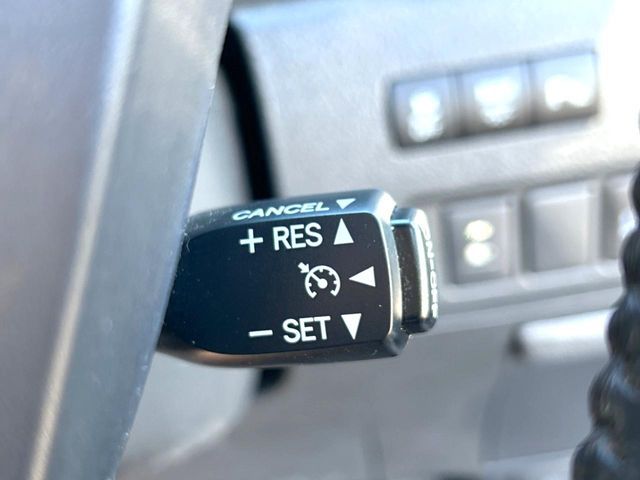 TOYOTA VELLFIRE 2014 Image 31