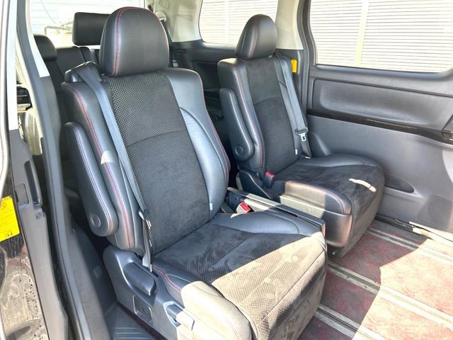 TOYOTA VELLFIRE 2014 Image 31