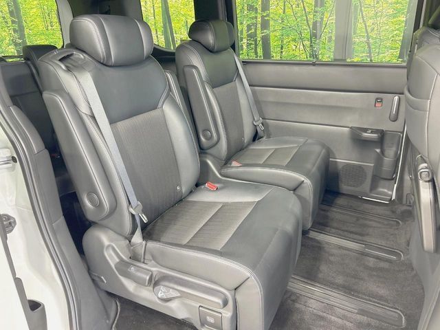 HONDA STEPWAGON E:HEV SPAD 2023 Image 31