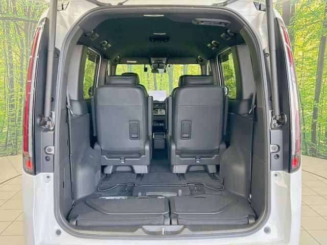 HONDA STEPWAGON E:HEV SPAD 2023 Image 31