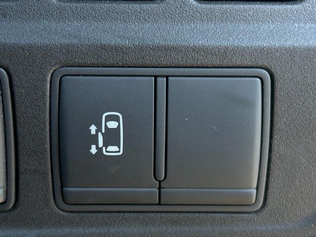 NISSAN SERENA  S-HYBRID 2017 Image 31