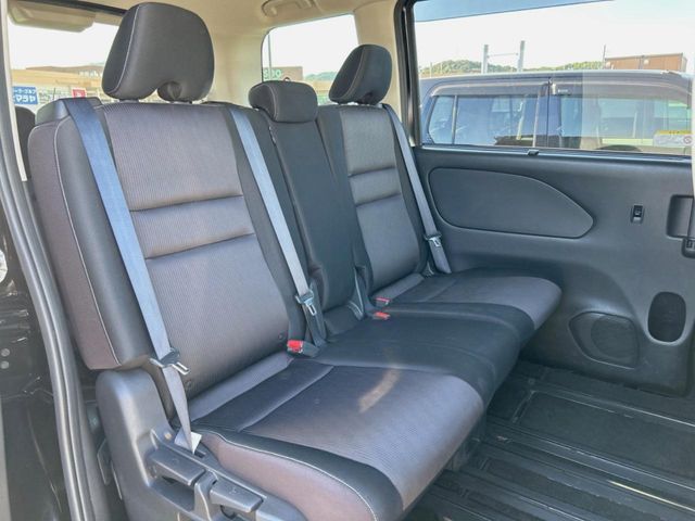 NISSAN SERENA  S-HYBRID 2017 Image 31