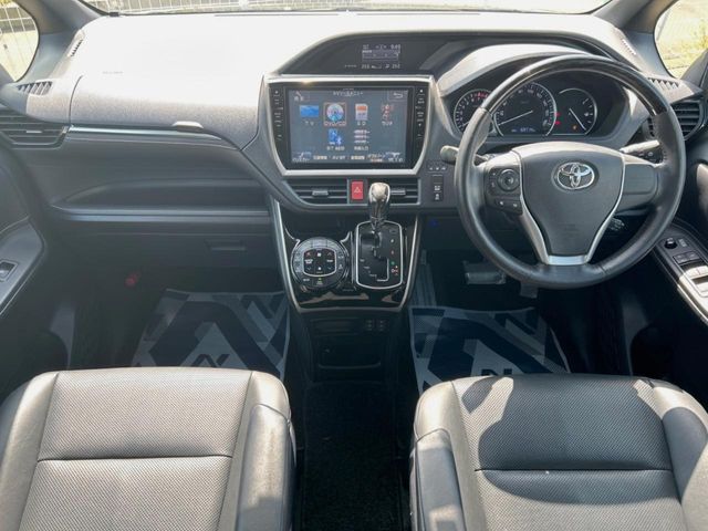 TOYOTA ESQUIRE 2014 Image 31