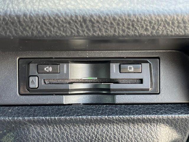 TOYOTA ESQUIRE 2014 Image 31