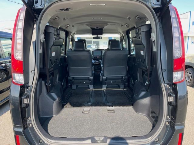 TOYOTA ESQUIRE 2014 Image 31