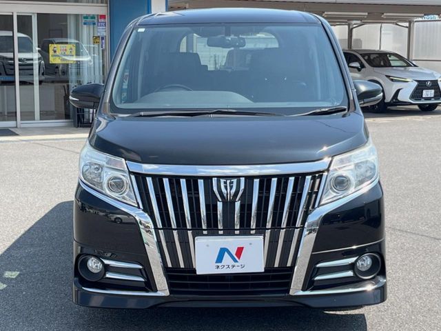 TOYOTA ESQUIRE 2014 Image 31