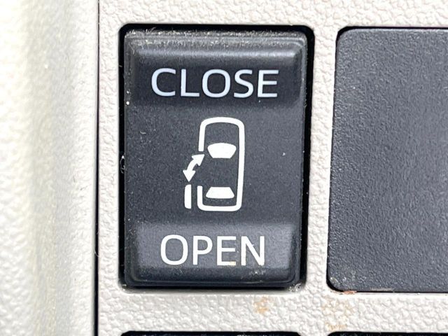 DAIHATSU TANTO 2015 Image 31