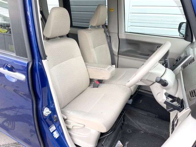 DAIHATSU TANTO 2015 Image 31