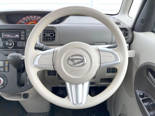 DAIHATSU TANTO 2015 Image 31