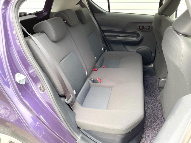 TOYOTA AQUA 2017 Image 31