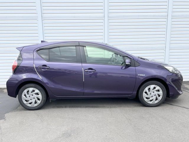 TOYOTA AQUA 2017 Image 31