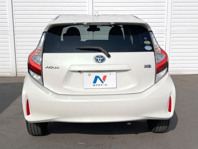 TOYOTA AQUA 2017 Image 31