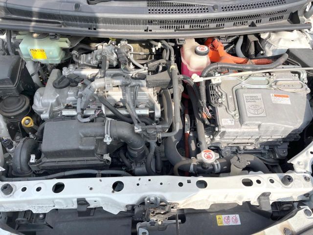 TOYOTA AQUA 2017 Image 31