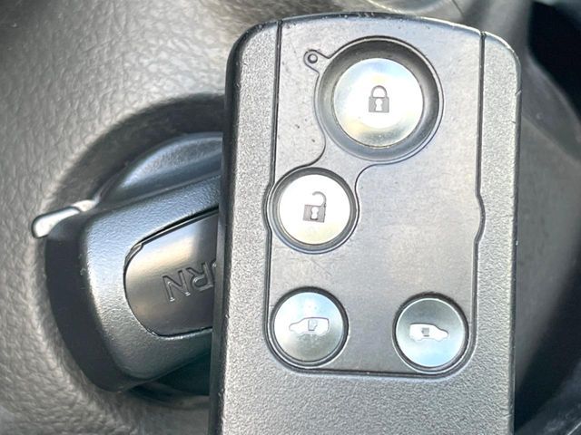 HONDA STEPWAGON SPADA 2010 Image 31