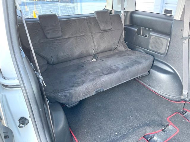 HONDA STEPWAGON SPADA 2010 Image 31