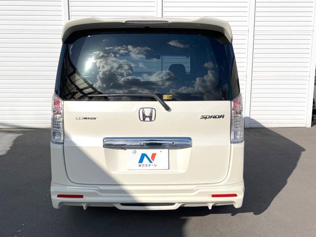 HONDA STEPWAGON SPADA 2010 Image 31