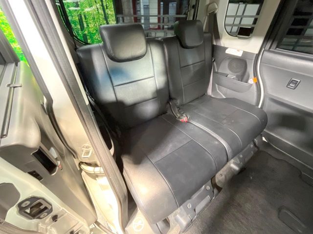 DAIHATSU TANTO CUSTOM 2017 Image 31