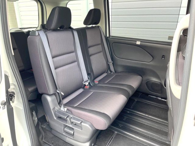 NISSAN SERENA  S-HYBRID 2018 Image 31