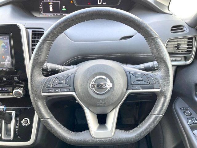 NISSAN SERENA  S-HYBRID 2018 Image 31