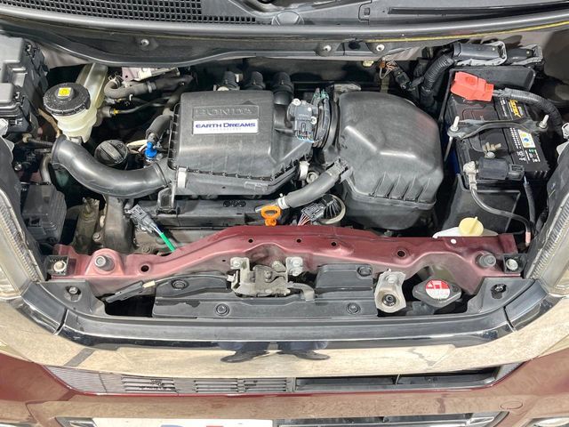 HONDA N BOX CUSTOM 2015 Image 31