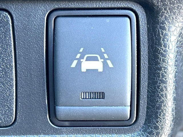 NISSAN NOTE 2017 Image 31