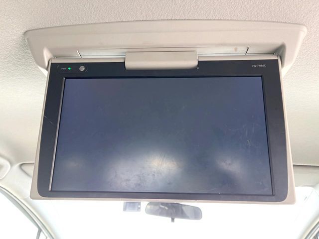 TOYOTA SIENTA HYBRID 2018 Image 31