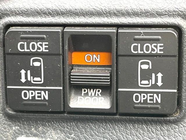 TOYOTA SIENTA HYBRID 2018 Image 31