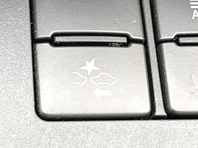 TOYOTA SIENTA HYBRID 2018 Image 31